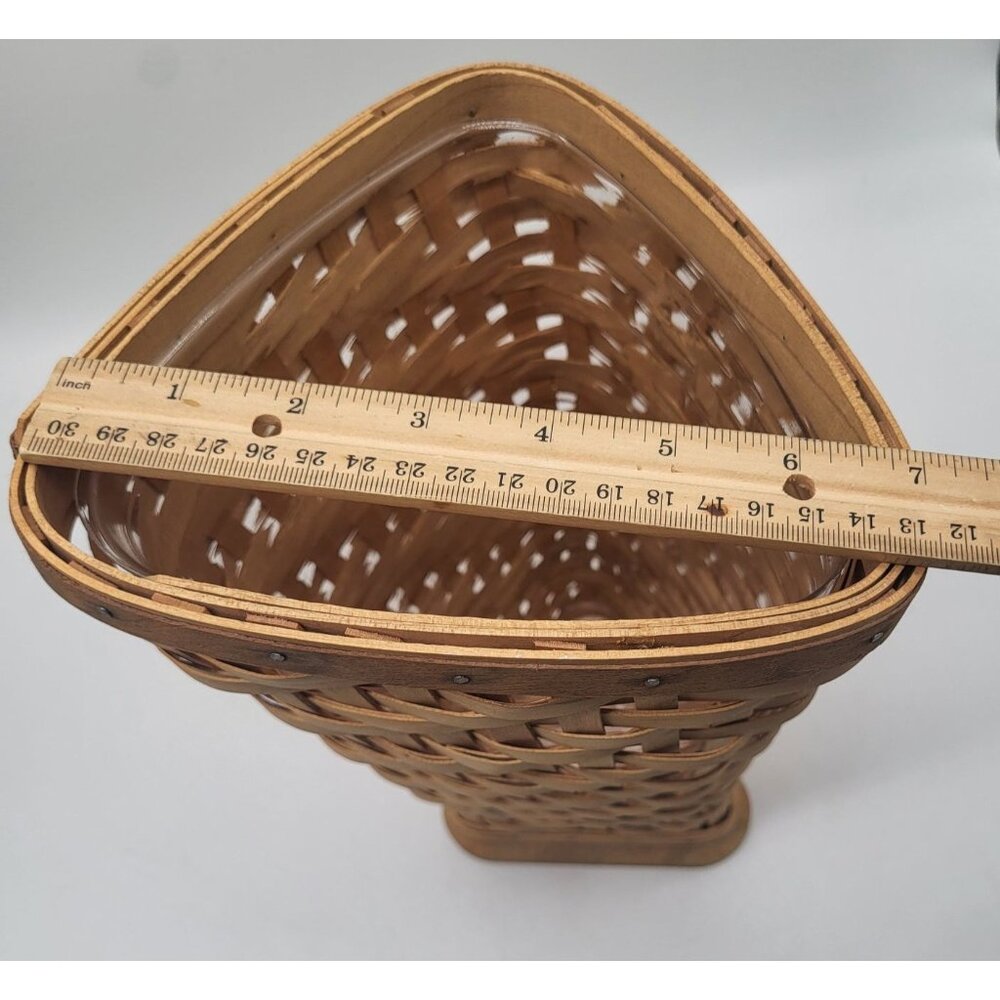 Longaberger 2005 Collectors Club Heartwood Vase Basket and Protector - Picture 10 of 11